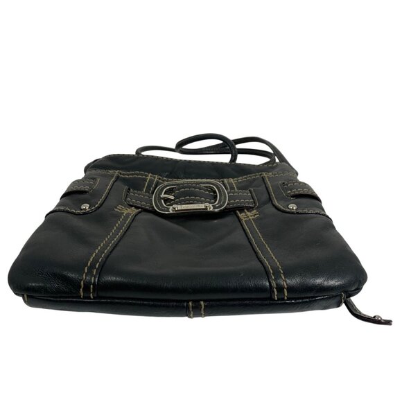 TIGNANELLO Vintage Black Leather Buckle Front Crossbody Travel Everyday Bag - Picture 2 of 9